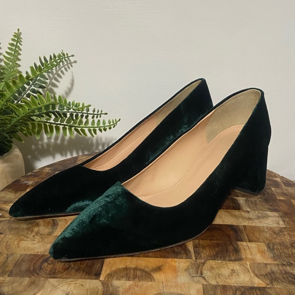 J. Crew Avery Green Velvet Pumps - Picture 2 of 14
